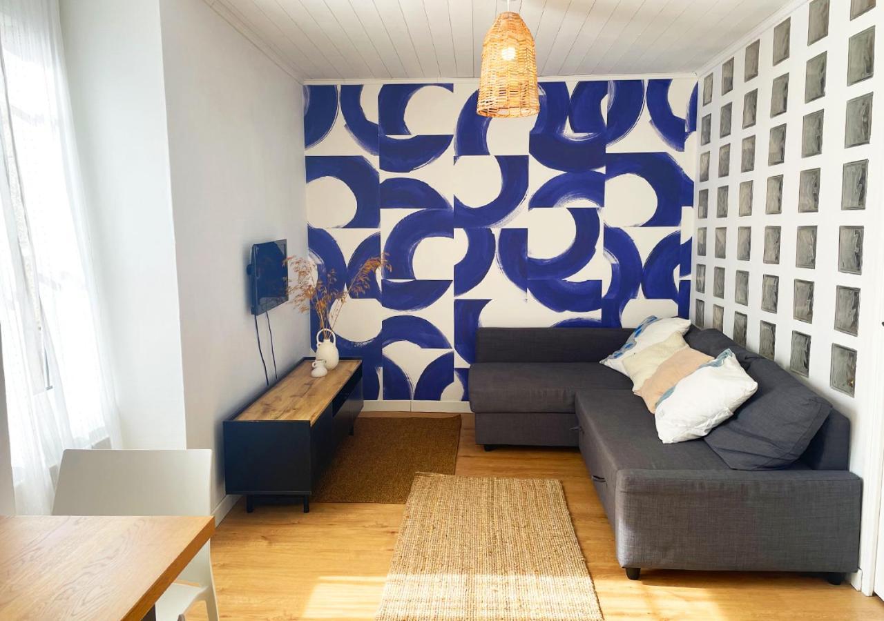 Charmant Appartement Renove Au Coeur De 콩카르노 외부 사진